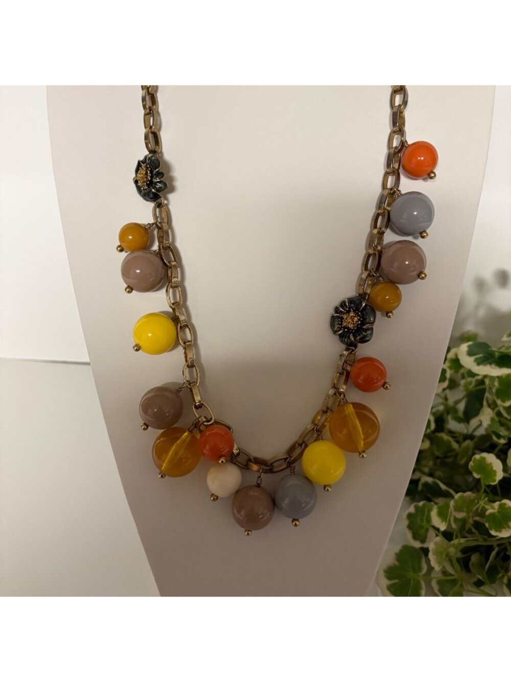 J Crew Gum Ball Large Bead Flower Necklace Statement Chunky Gold Rolo Link